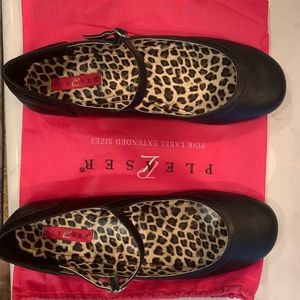 Size 14 Mary Jane shoes